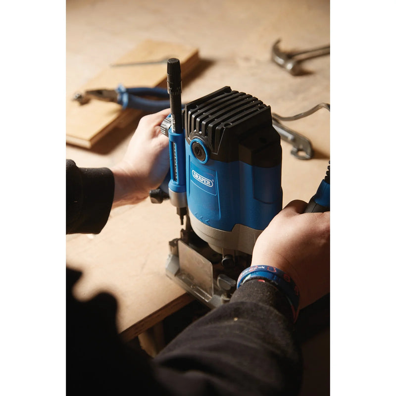 Draper 1800W 230V Router with Variable Speed and Accessories