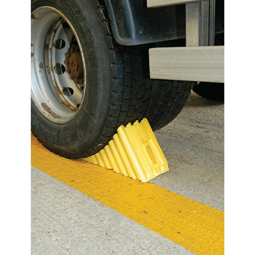 Draper Expert Wheel Chock for Wheels Over 920mm Diameter