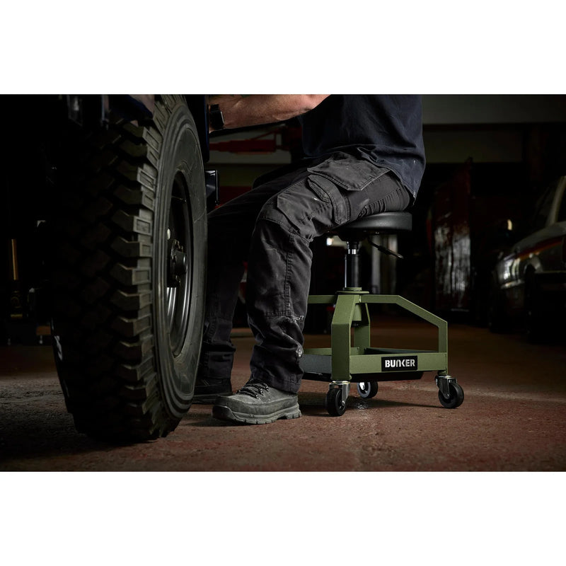 Bunker Adjustable Work Stool Pneumatic Height 580-780mm