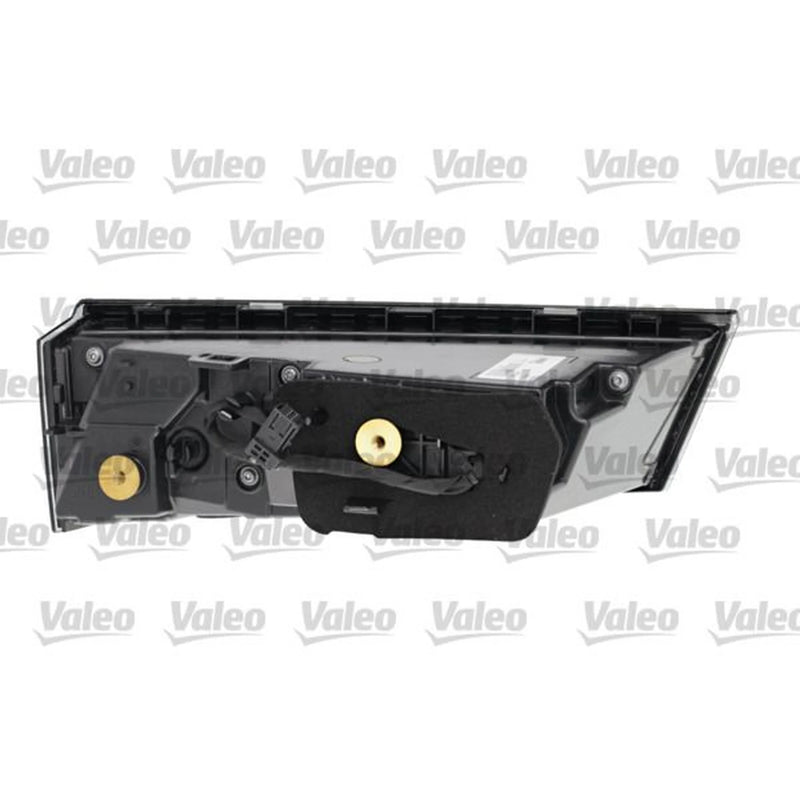 Valeo Tail Light / Lamp Right 047345
