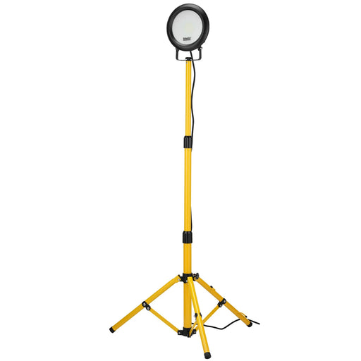 Defender LED Site Light DF4000 110V with Telescopic Tripod