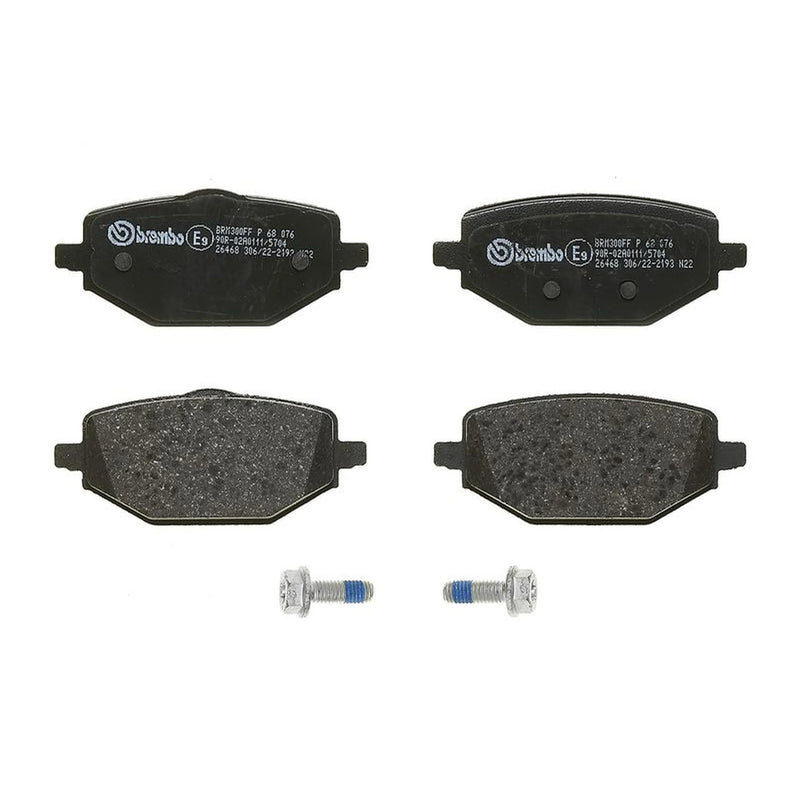 Brembo 4 x Rear Brake Pad Set P68076