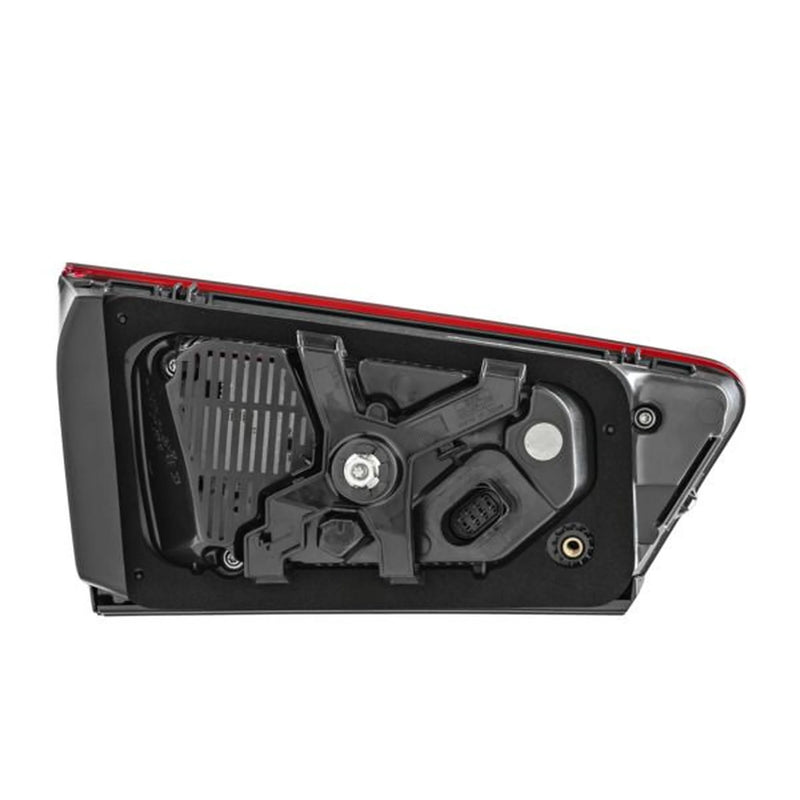 Valeo Tail Light / Lamp Right 047025