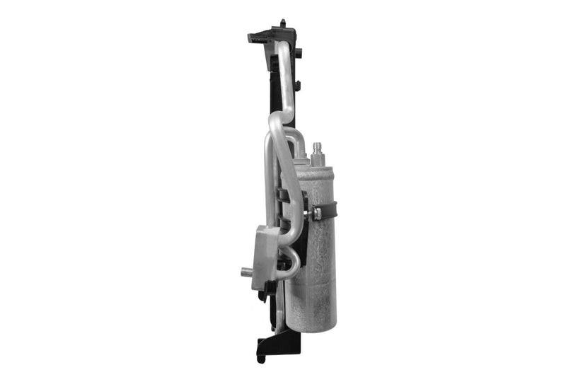 Hella 8FC 366 220-451 Condenser, air conditioning