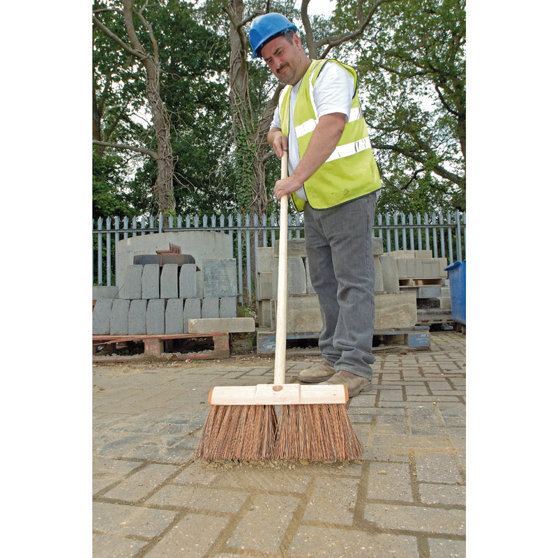 Draper Yard Broom 330mm Polypropylene Head with 137cm Shaft