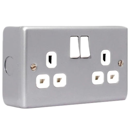 Masterplug Metal Clad Switched Socket 2-Gang 13A - MC522-01