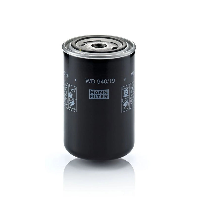 MANN-FILTER Engine Oil Filter WD 940/19 OE 04819974