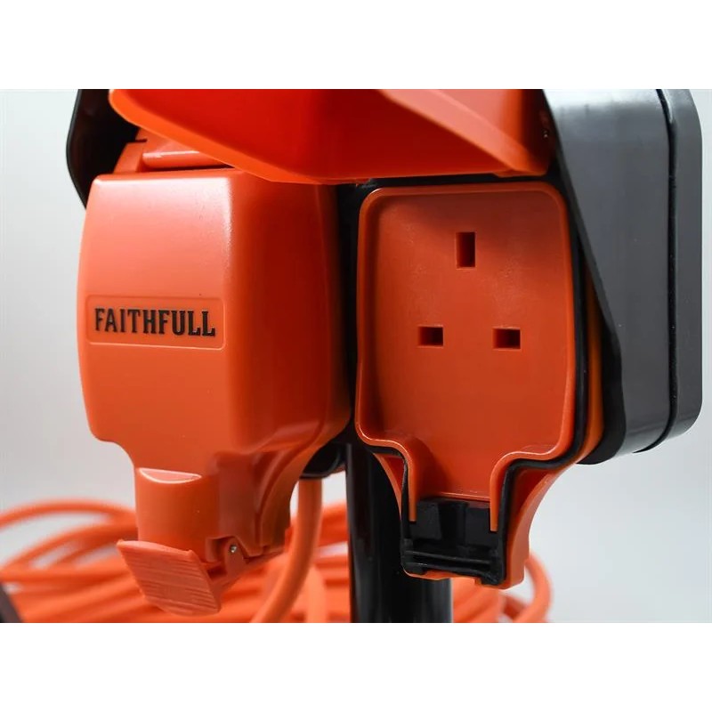 Faithfull Power Plus Outdoor Ground Spike Socket IP54 230V 15M 13A - FPPCRWSPIKE