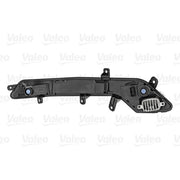 Valeo Daytime Running Light Bumper 047702