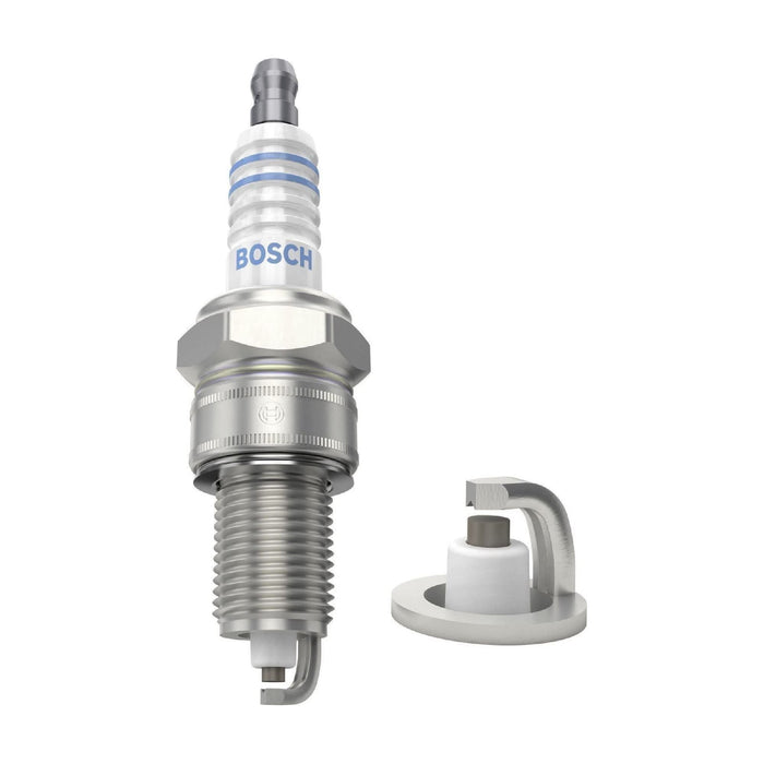 Genuine Bosch Spark Plug Wr8Lc+ Fits Bmw 3 320I Cabrio - 2.0 - 86-93 0242229779 Bosch  - Town Parts