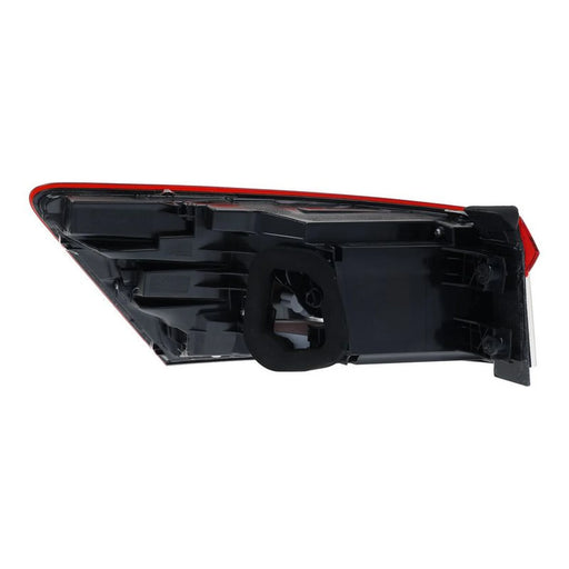 Valeo Tail Light / Lamp Right 047138