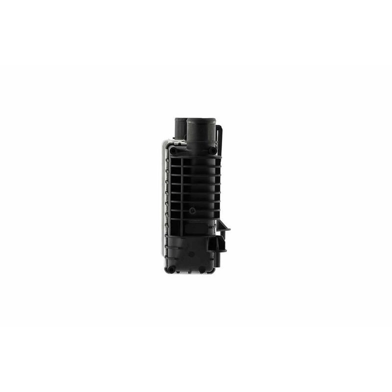 Hella Intercooler (Charge Air Cooler) 8ML 366 470-891