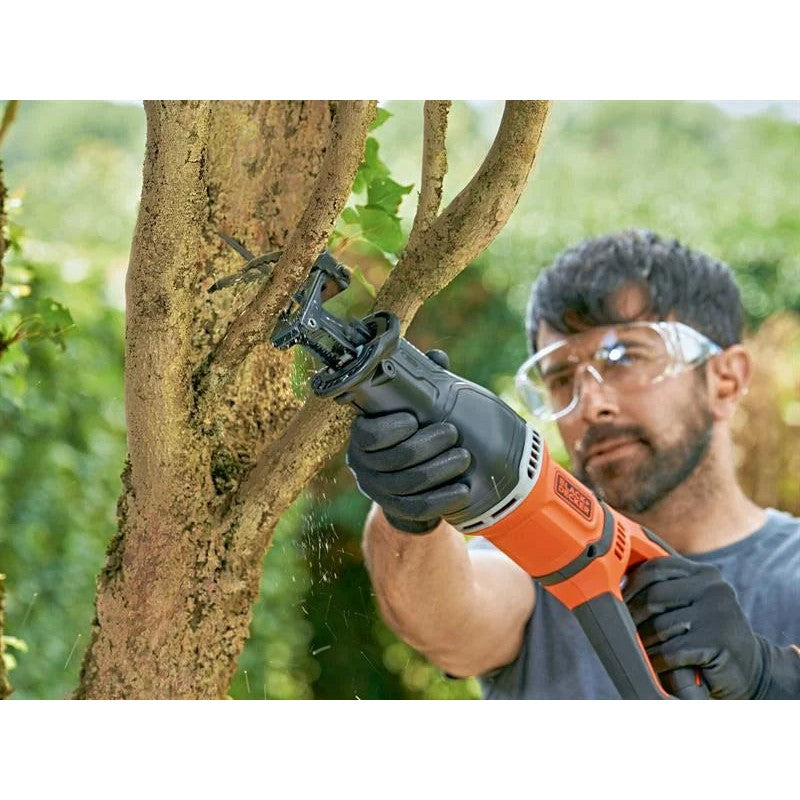 Black + Decker BES301 Reciprocating Saw 750W 240V - BES301-GB