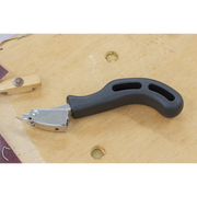 Sealey Staple Remover AK707 Heavy-Duty 0.13kg