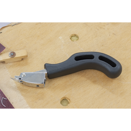 Sealey Staple Remover AK707 Heavy-Duty 0.13kg