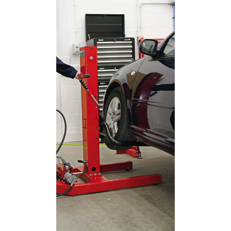 Sealey Air/Hydraulic Vehicle Lift AVR1500FP 1.5 Tonne