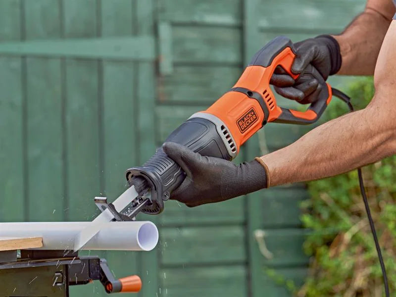 Black + Decker BES301 Reciprocating Saw 750W 240V - BES301-GB