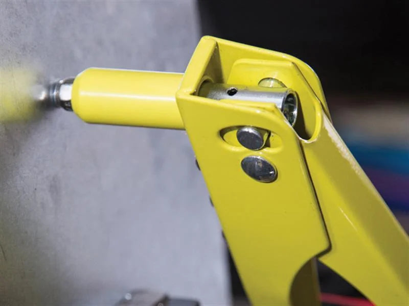 BlueSpot Tools Hand Rivet Gun + 60 Rivets - 09101