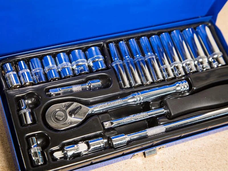 BlueSpot Tools 1/4in Metric Socket Set, 24 Piece - 1531