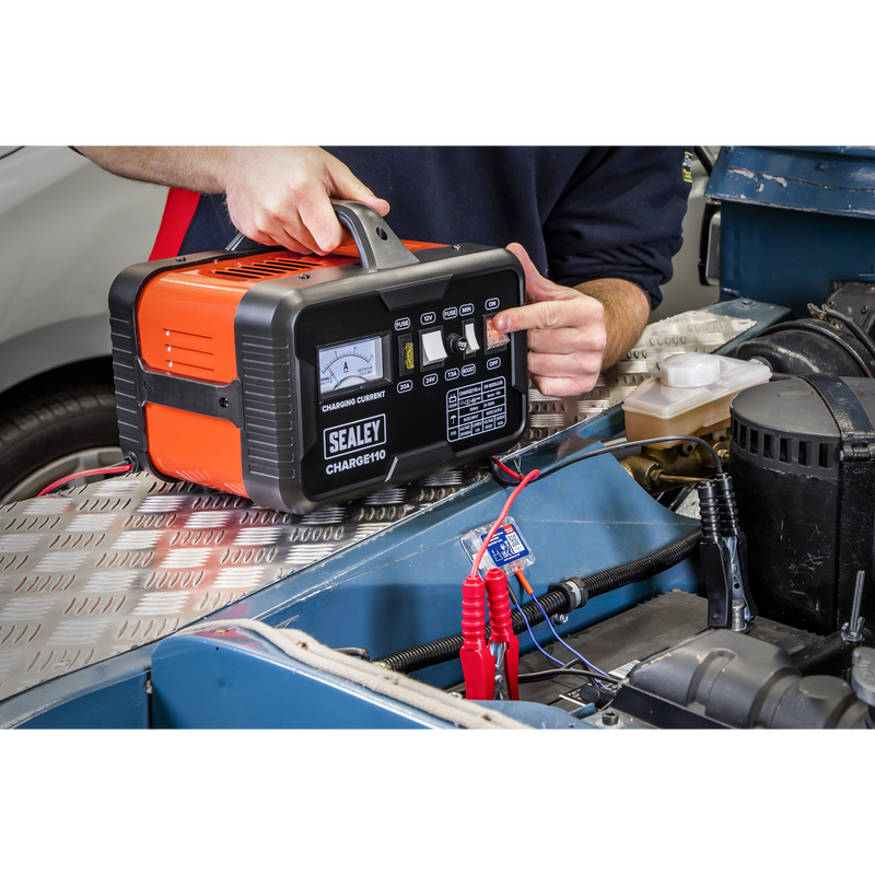 Sealey 12/24V Battery Charger CHARGE110 14A