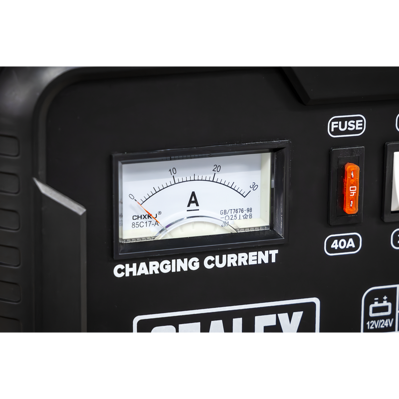 Sealey 12/24V Battery Charger CHARGE124 28A 230V