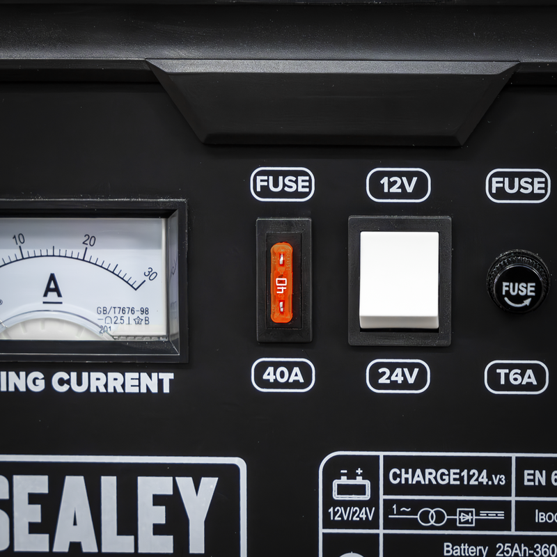 Sealey 12/24V Battery Charger CHARGE124 28A 230V