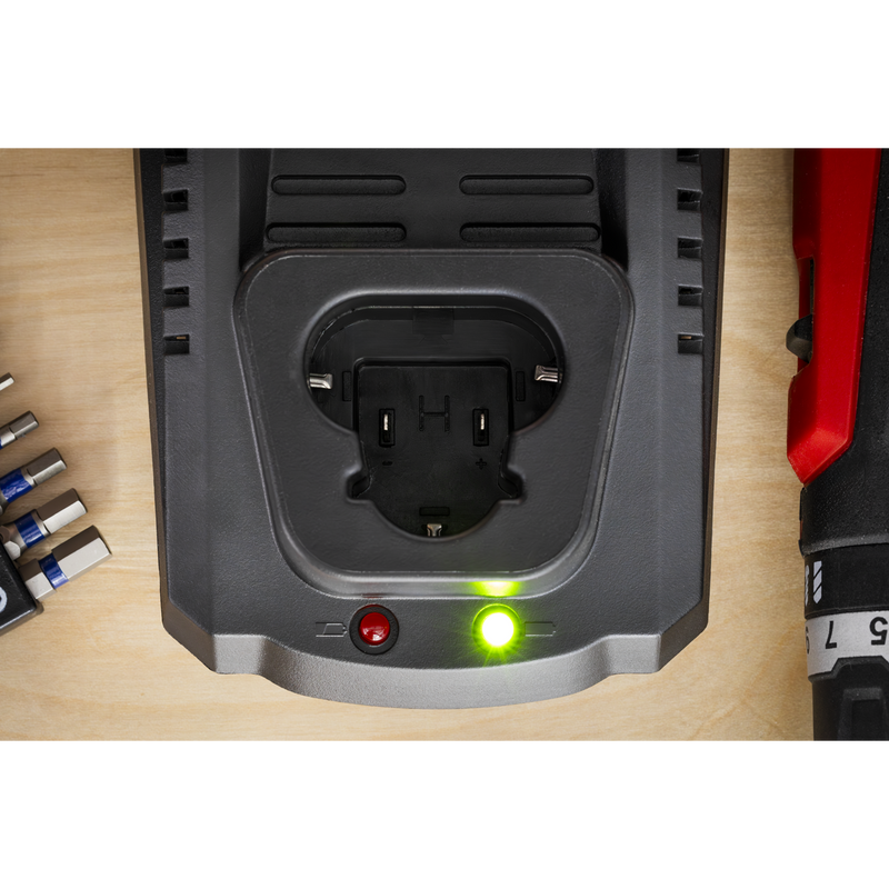 Sealey SV12 Series 12V Fast Charge Battery Charger CP1200MC 2A