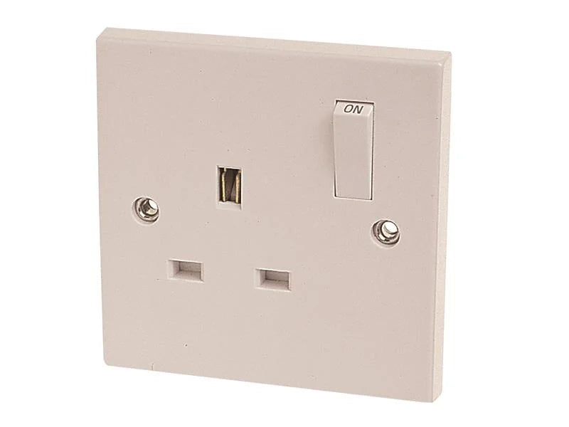 Dencon 1 Gang Switch Socket 13 Amp 4406NB - 4406NB