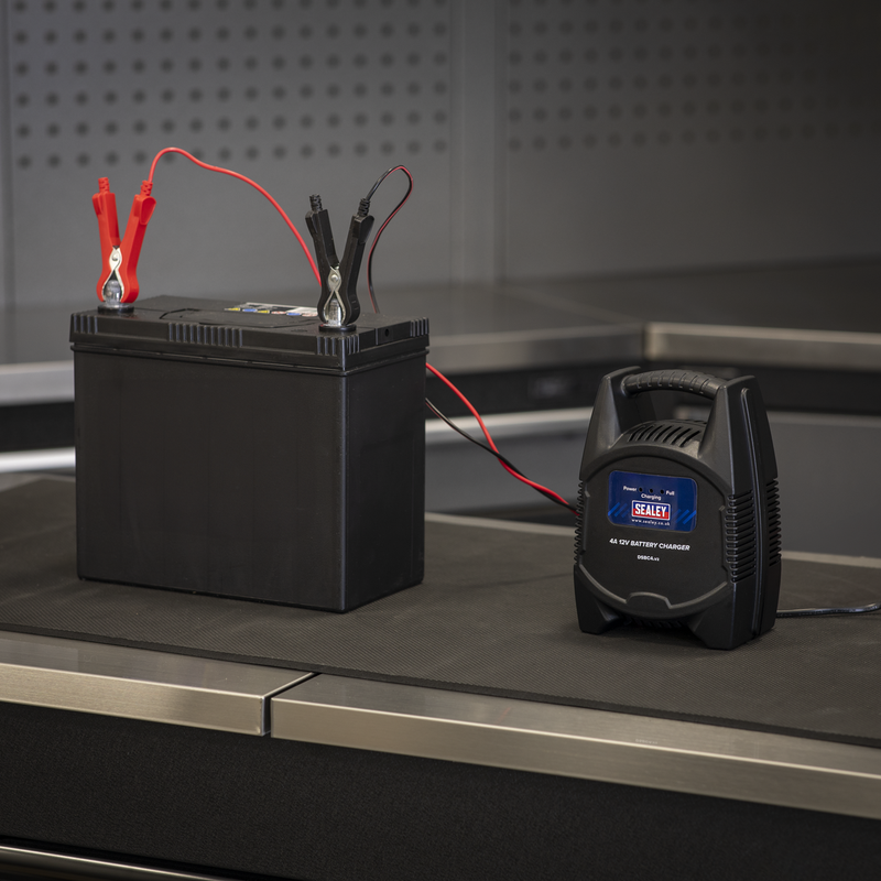 Sealey Battery Charger 12V 4A Model DSBC4