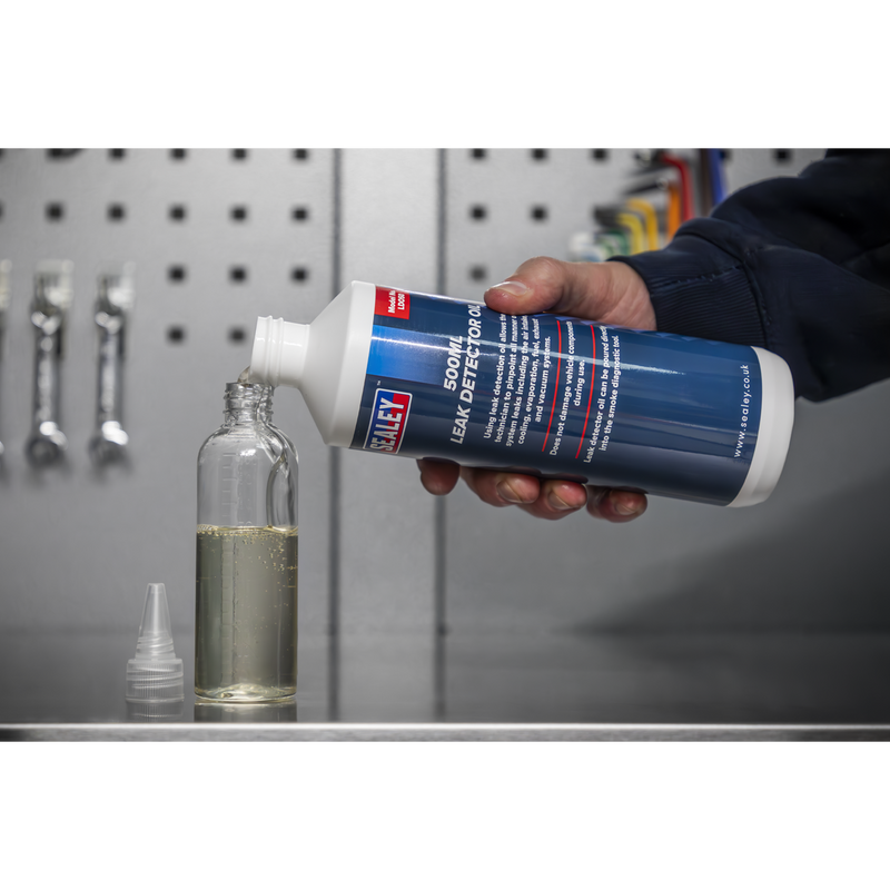 Sealey Leak Detector Oil 500ml - Essential for Diagnostics