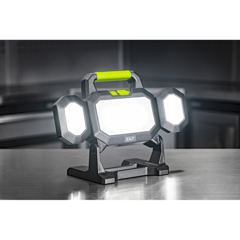 Sealey Rechargeable Floodlight LED18WFL 31W & 26W COB
