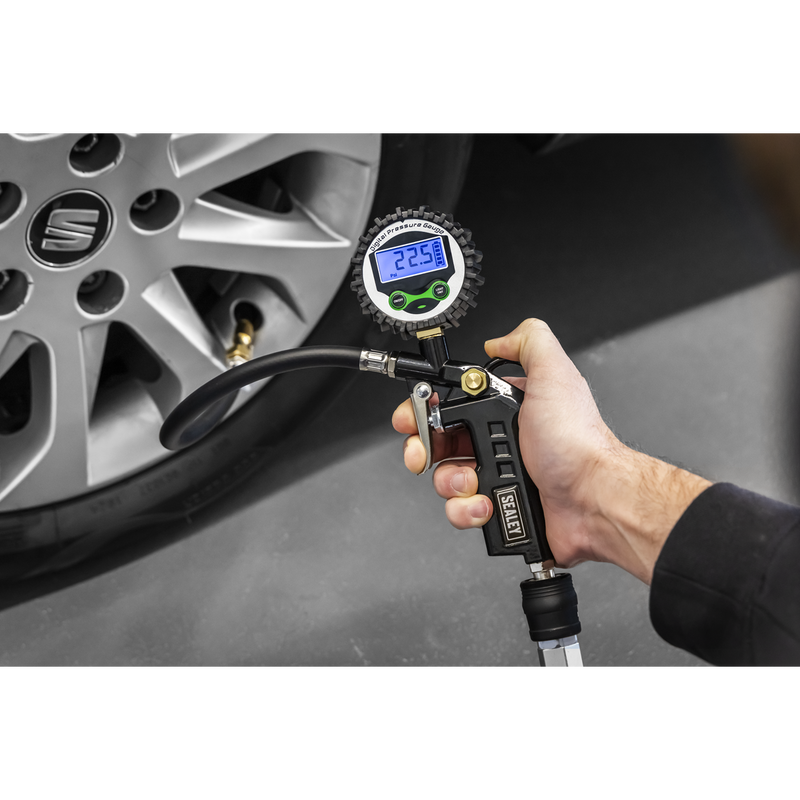 Sealey Digital Tyre Inflator SA332D 12bar with Clip-On Connector