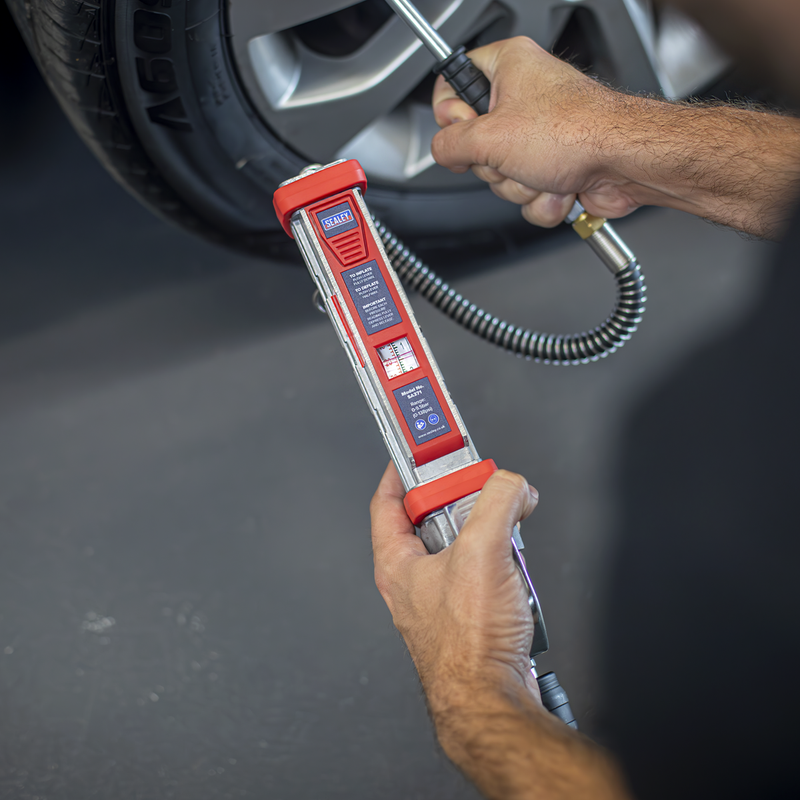 Sealey Tyre Inflator SA371 0-9.5bar with 0.5m Hose