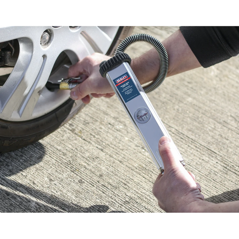 Sealey Tyre Inflator SA395 0-140psi with Clip-On Connector