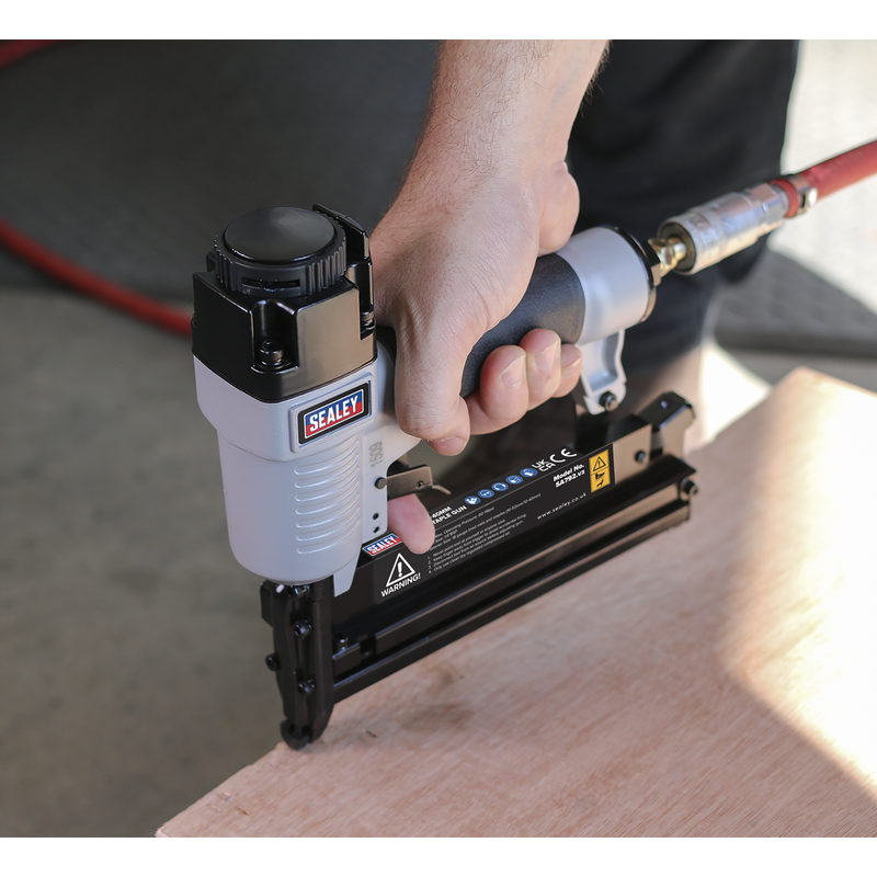 Sealey Air Nail/Staple Gun SA792 10-50mm Capacity