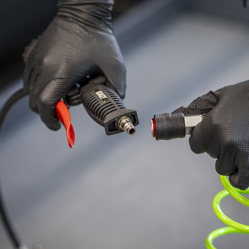 Sealey Tyre Inflator SA9302 0-174psi with Clip-On Connector