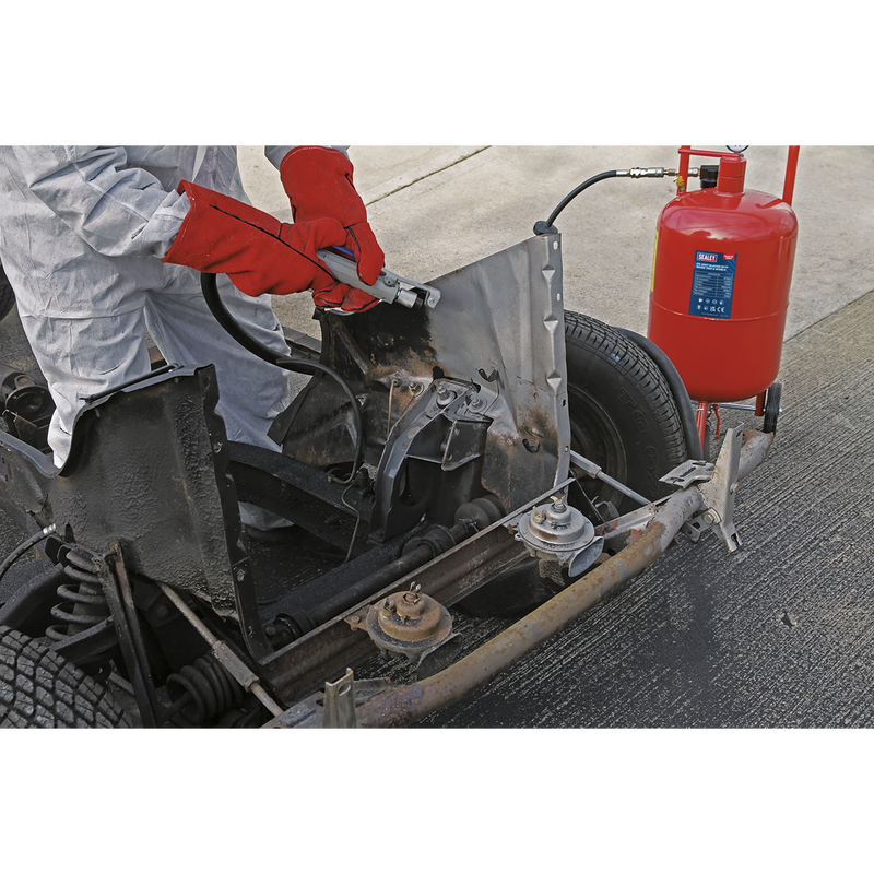 Sealey Shot Blasting Kit Model SBKITA 37L with Water Trap