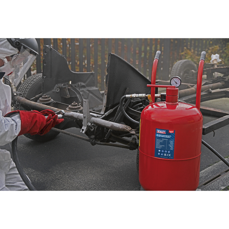 Sealey Shot Blasting Kit Model SBKITA 37L with Water Trap