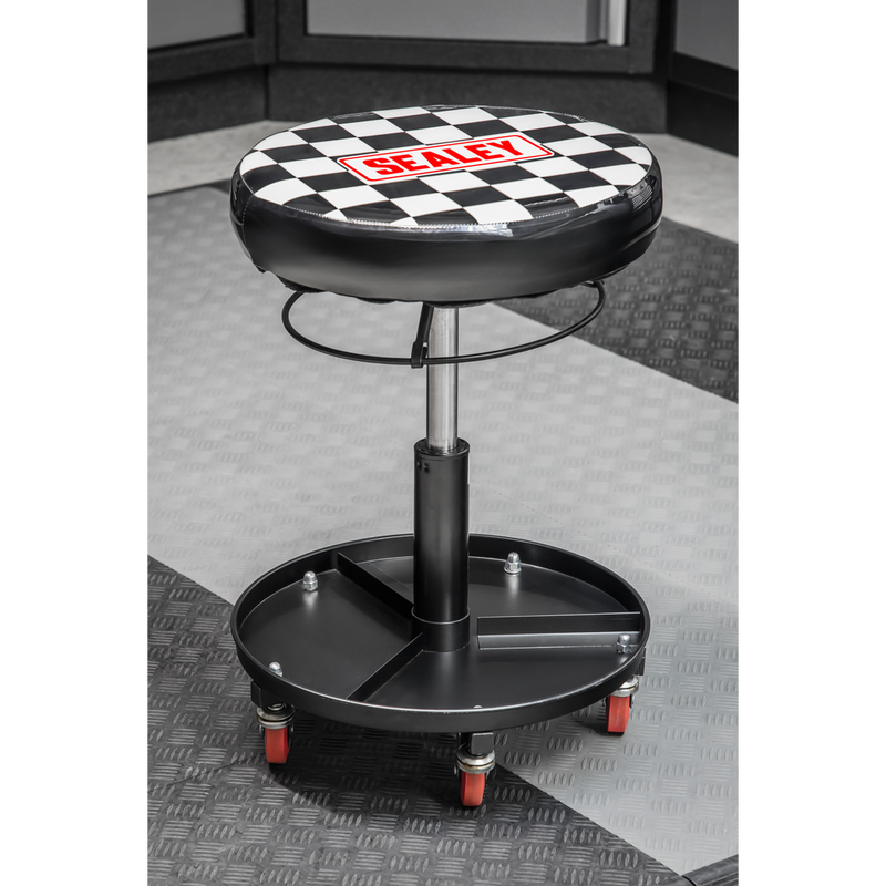 Sealey Pneumatic Mechanic's Seat Model SCR15 136kg Capacity