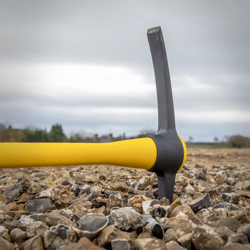 Sealey Premier Railroad Pick Axe SR704 3.58kg Fibreglass Handle