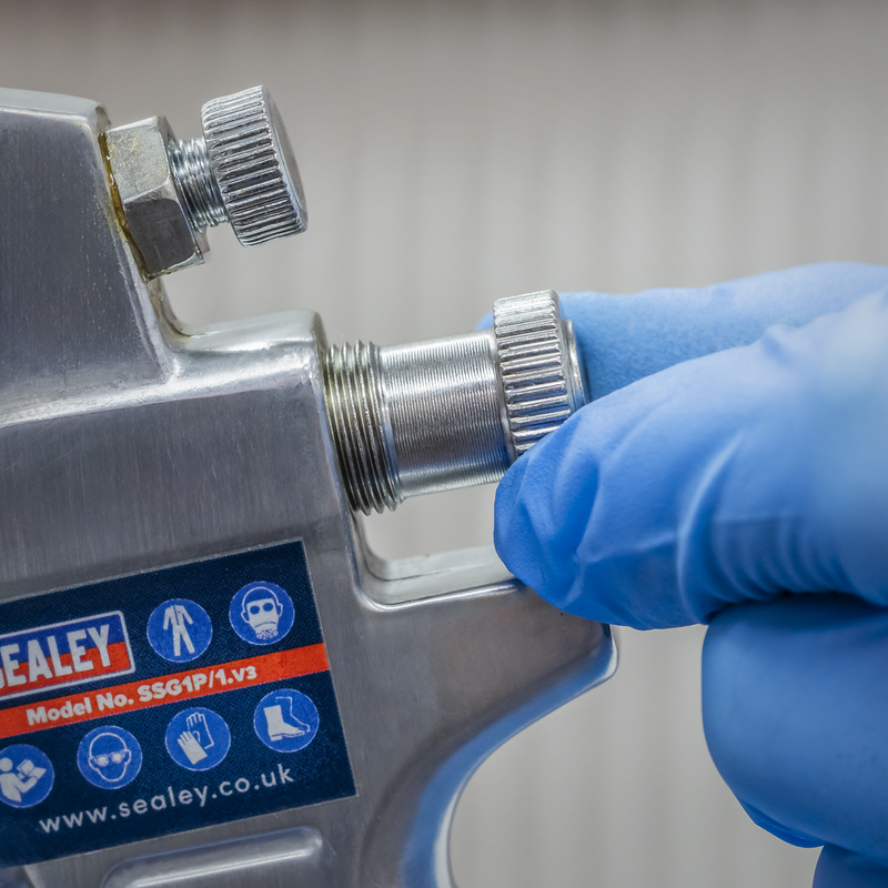 Sealey Pressure Pot System with Spray Gun 2L Capacity SSG1P