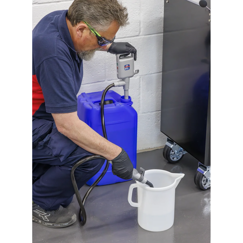 Sealey Battery Operated Fluid Transfer Pump TP81 9L/min