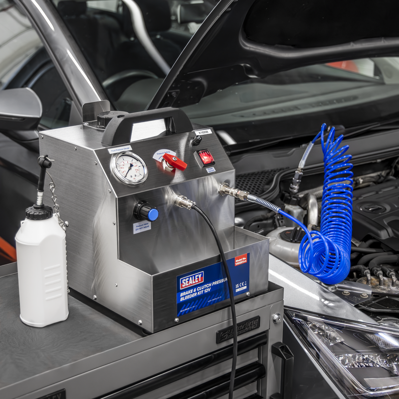 Sealey Brake & Clutch Pressure Bleeder Kit 12V 2L Capacity