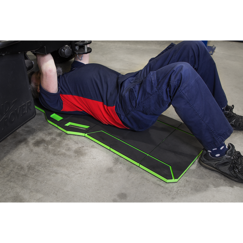 Sealey Premier Folding Mechanic's Work Mat 1200x565mm VS8583