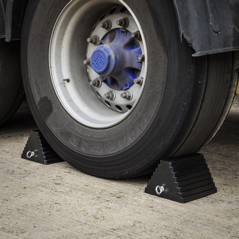 Sealey Rubber Wheel Chock WC03 3.8kg - Suitable for Vehicles Below 10T